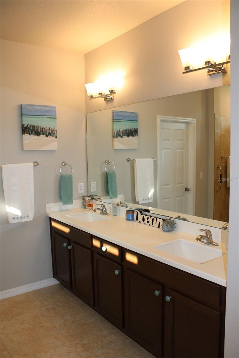 Image 19 of 24 For 8009 Trimbelle Terrace