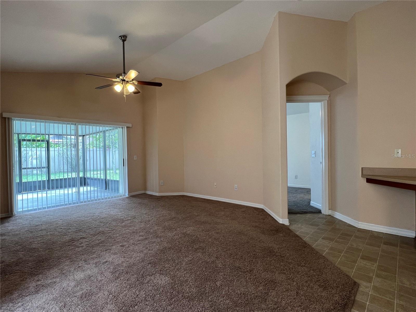 Image 14 of 23 For 7531 Oxford Garden Circle
