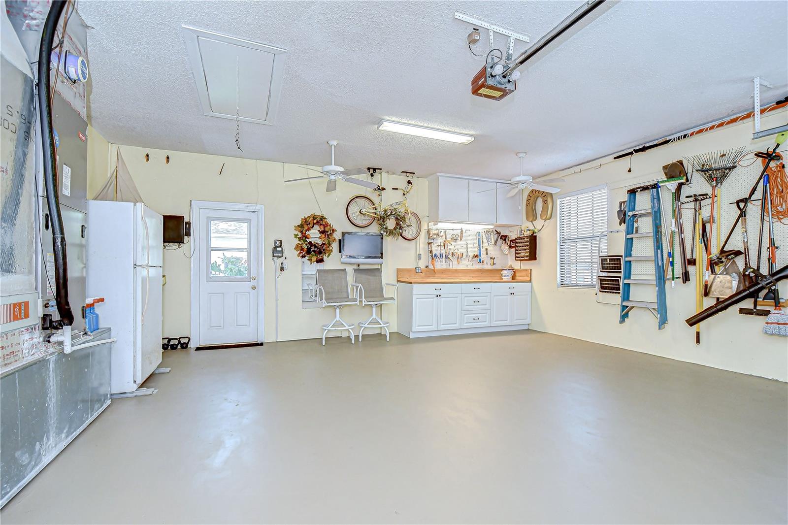 Image 31 of 45 For 124 Barrington Drive