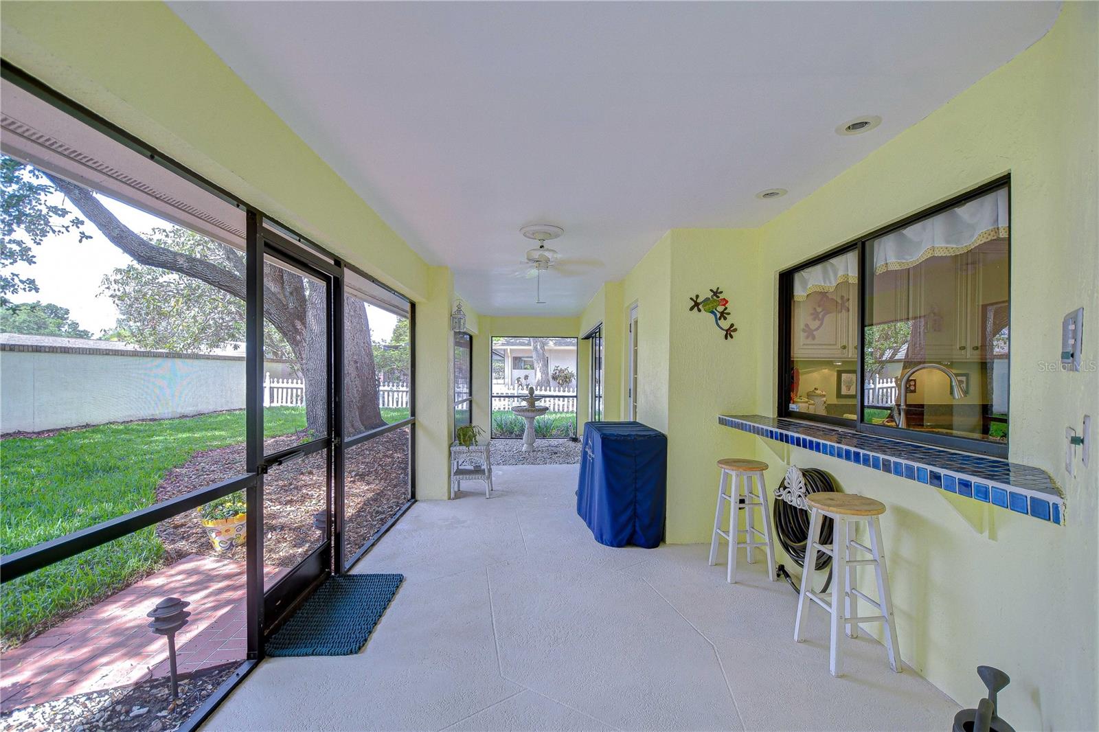 Image 35 of 45 For 124 Barrington Drive