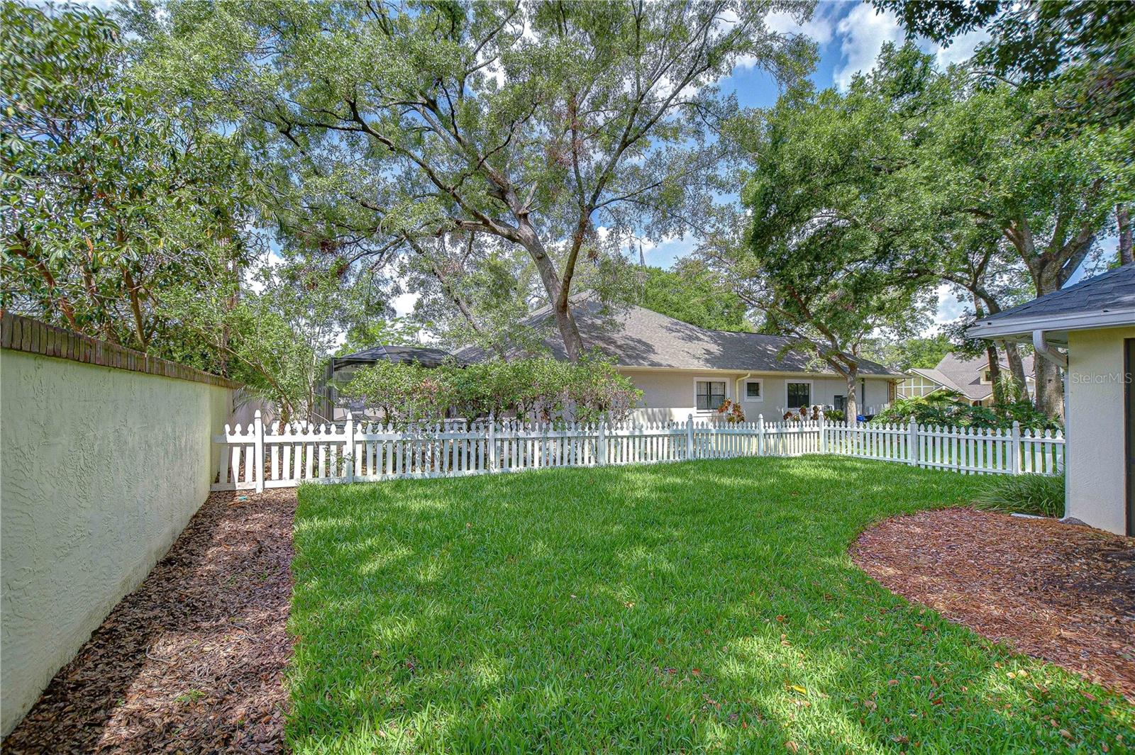 Image 40 of 45 For 124 Barrington Drive