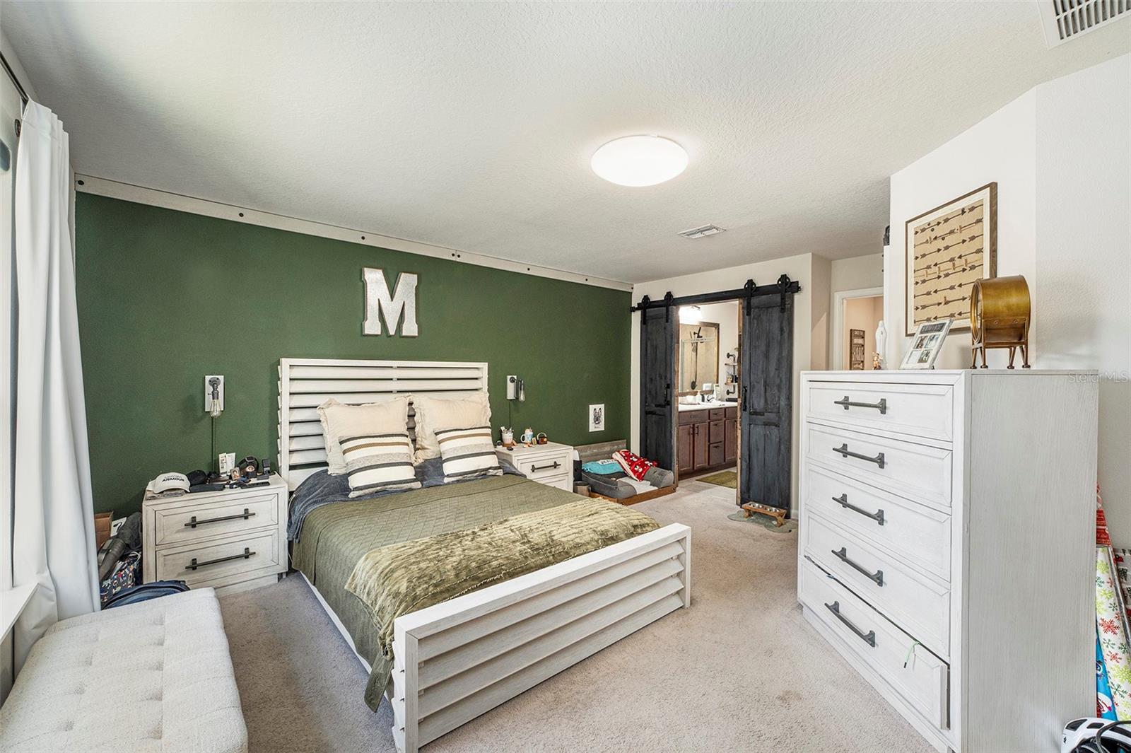 Listing photo id 8 for 2140 Laceflower Drive
