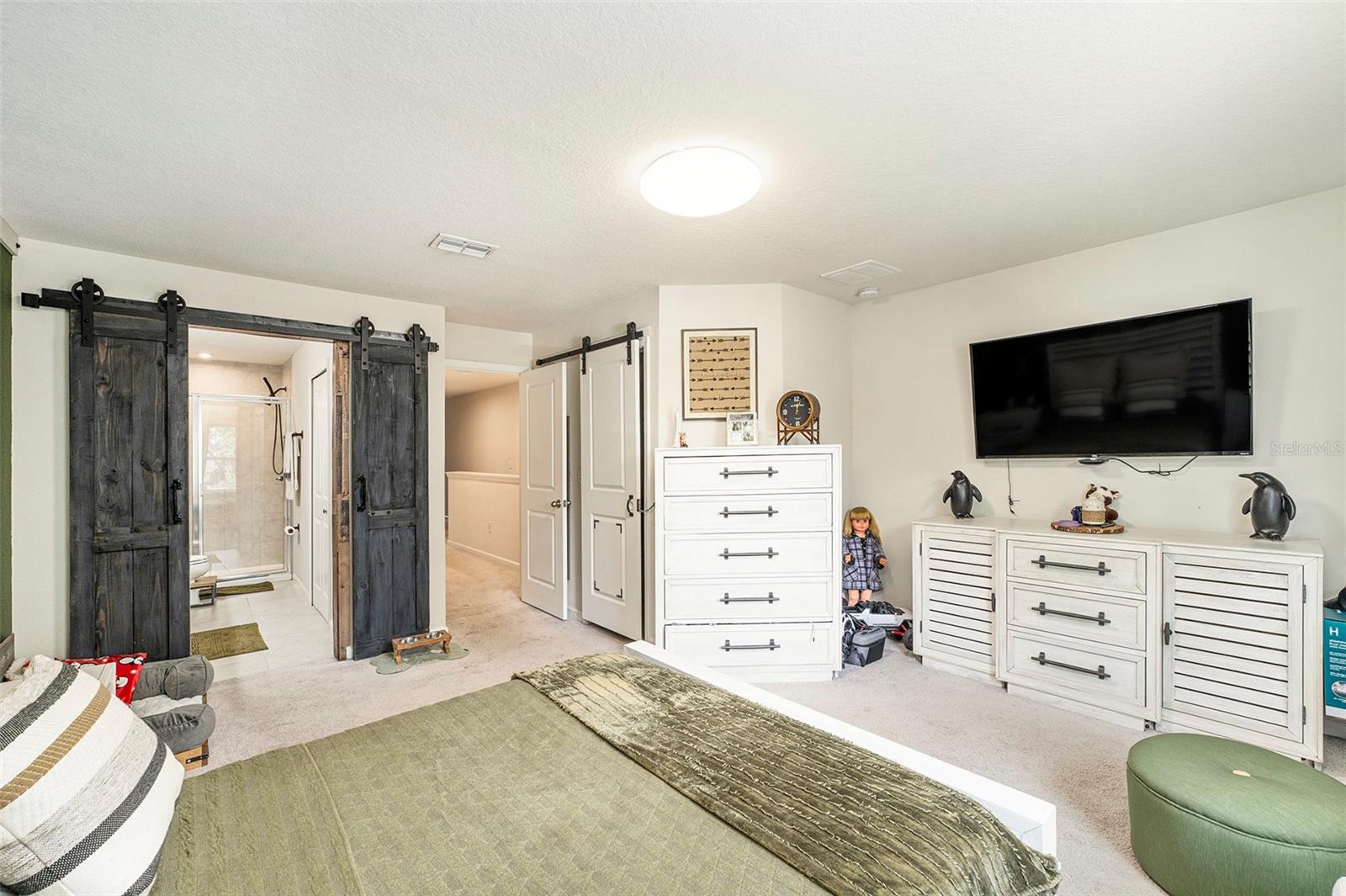 Listing photo id 10 for 2140 Laceflower Drive