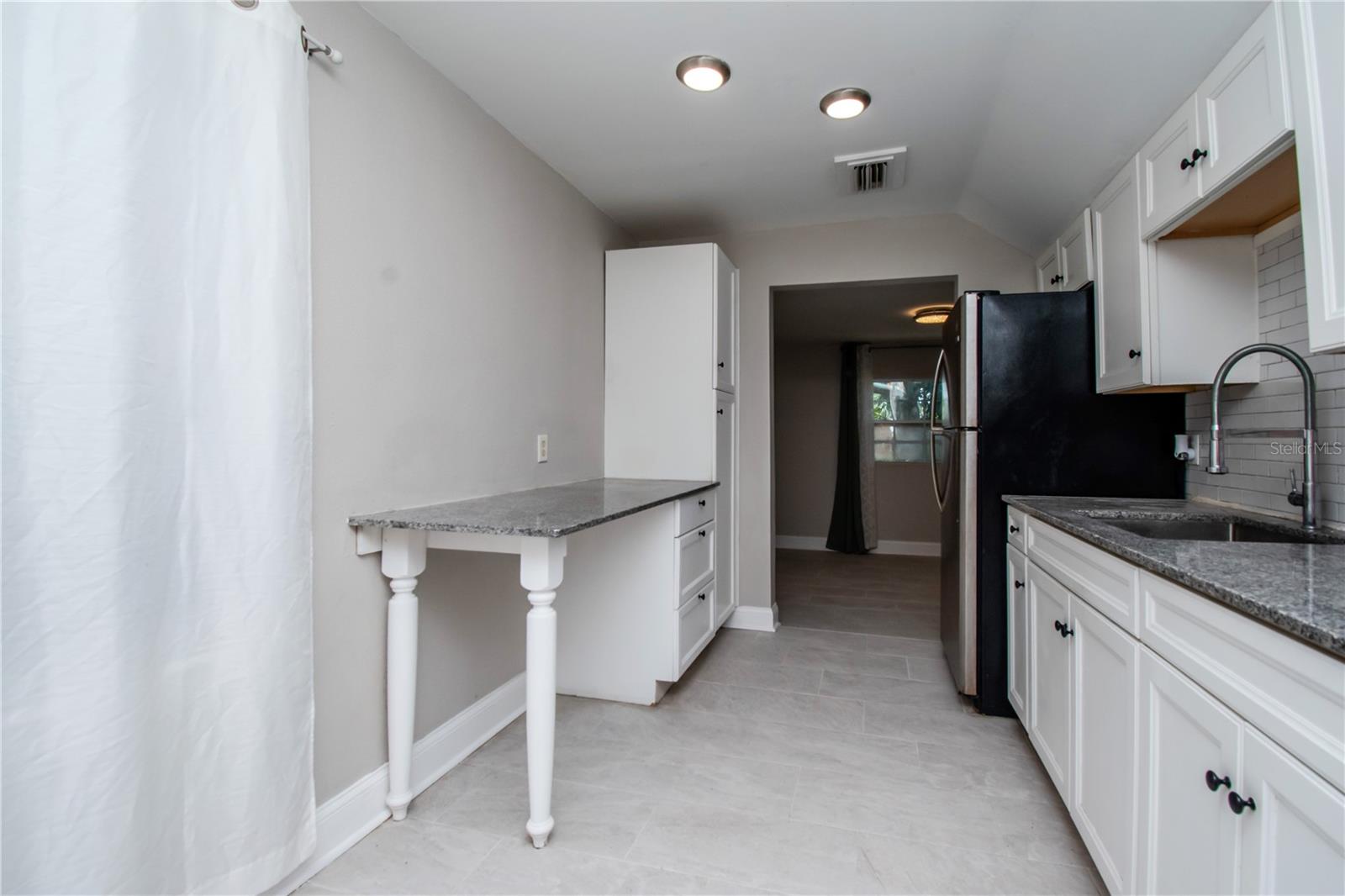 Image 10 of 38 For 2616 47th Avenue N