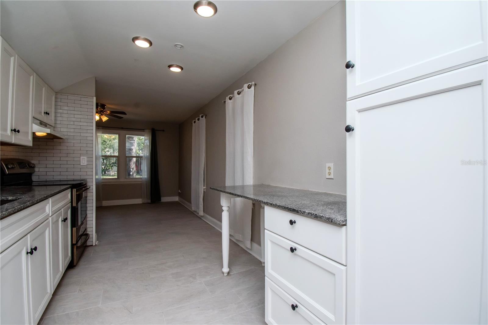 Image 11 of 38 For 2616 47th Avenue N