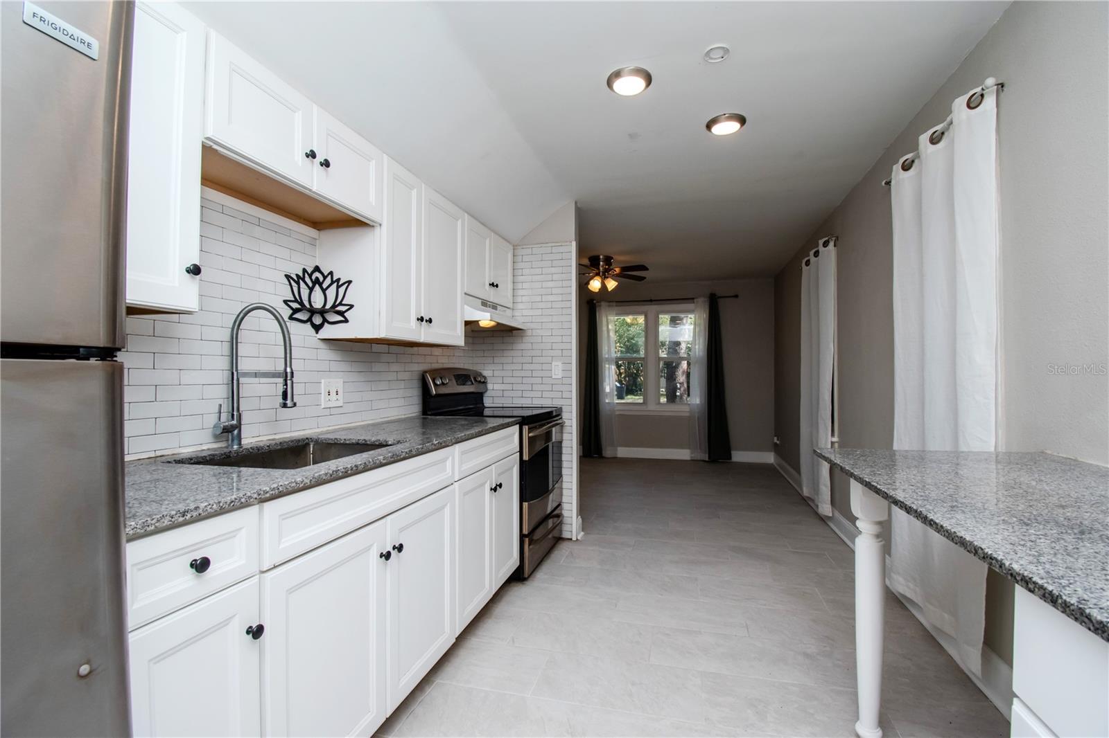 Image 12 of 38 For 2616 47th Avenue N