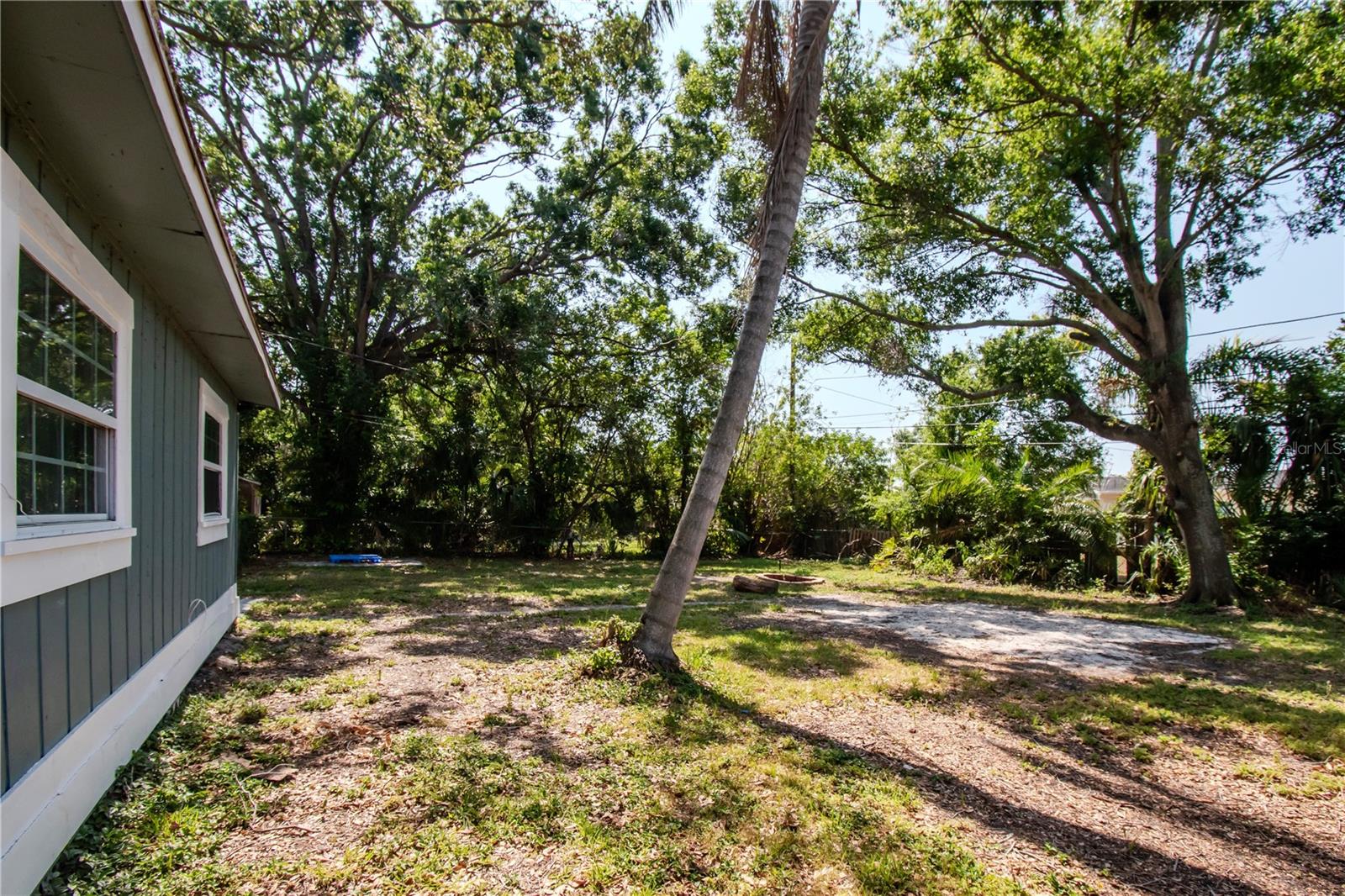 Image 33 of 38 For 2616 47th Avenue N