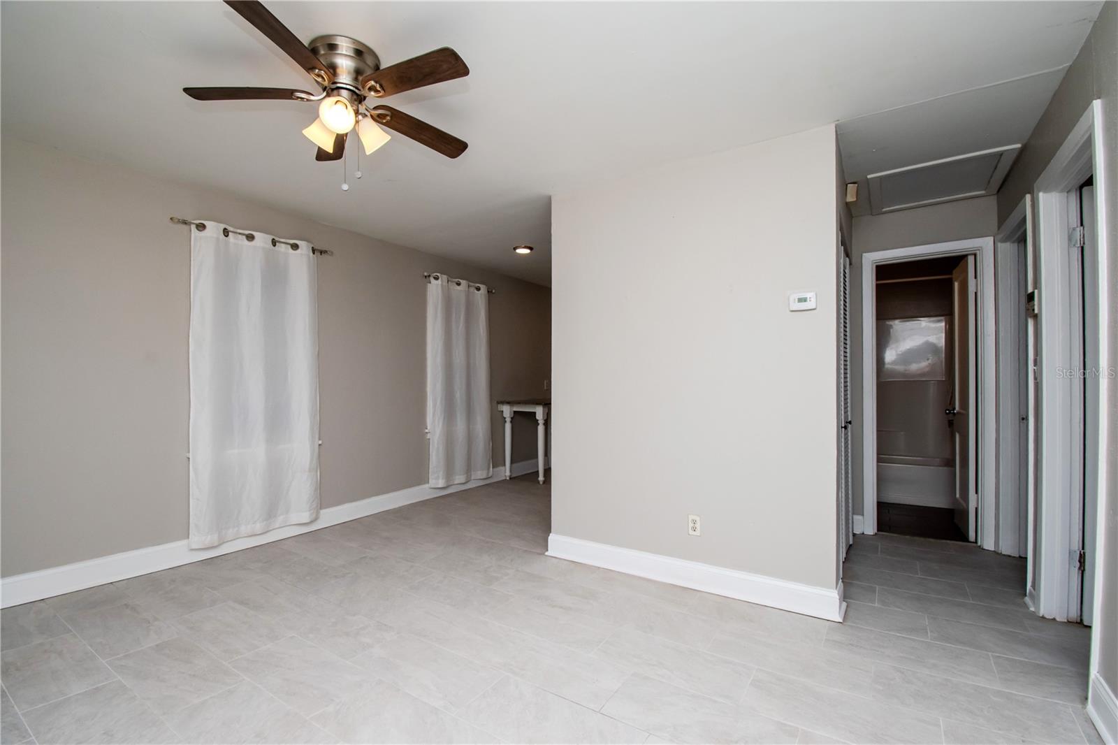 Image 8 of 38 For 2616 47th Avenue N