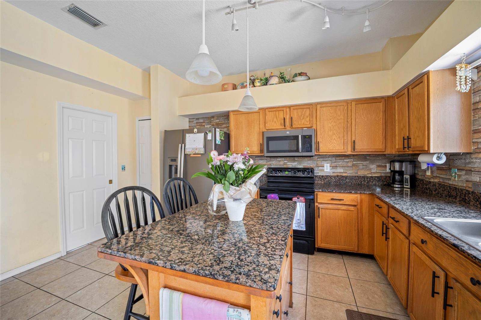 Image 6 of 46 For 4222 Trumpworth Court