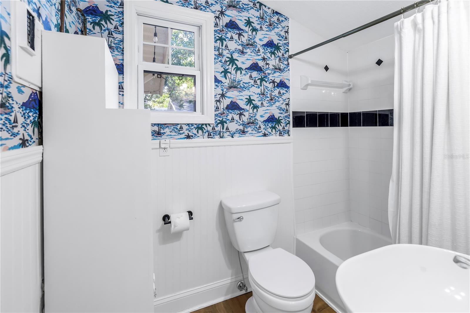 Image 12 of 28 For 1174 8th Street N