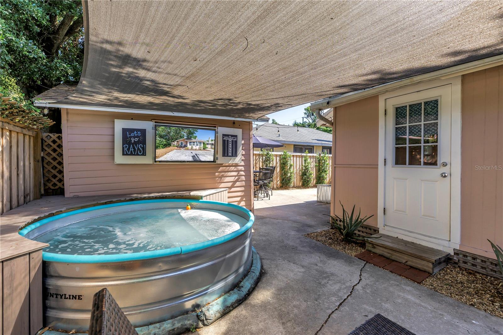 Image 21 of 28 For 1174 8th Street N