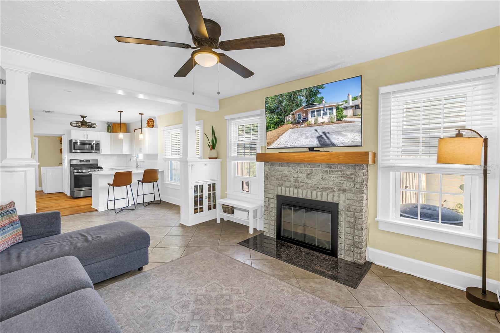 Image 3 of 28 For 1174 8th Street N
