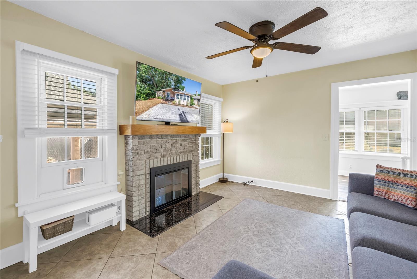 Image 4 of 28 For 1174 8th Street N