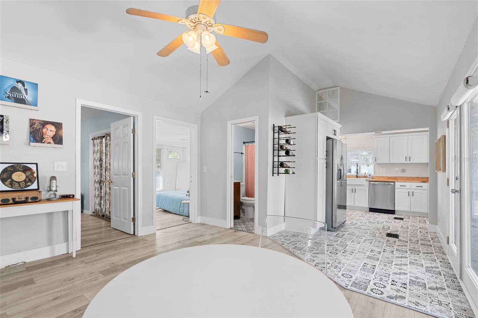 Image 12 of 27 For 7201 5th Avenue N