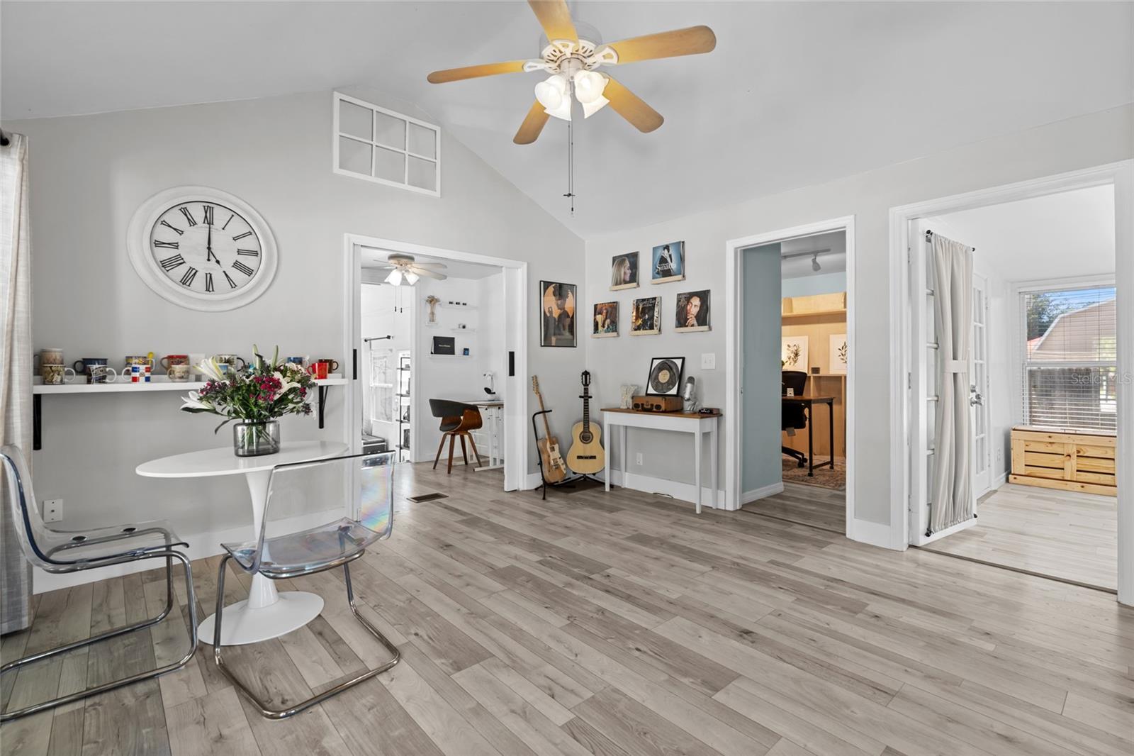 Image 15 of 27 For 7201 5th Avenue N