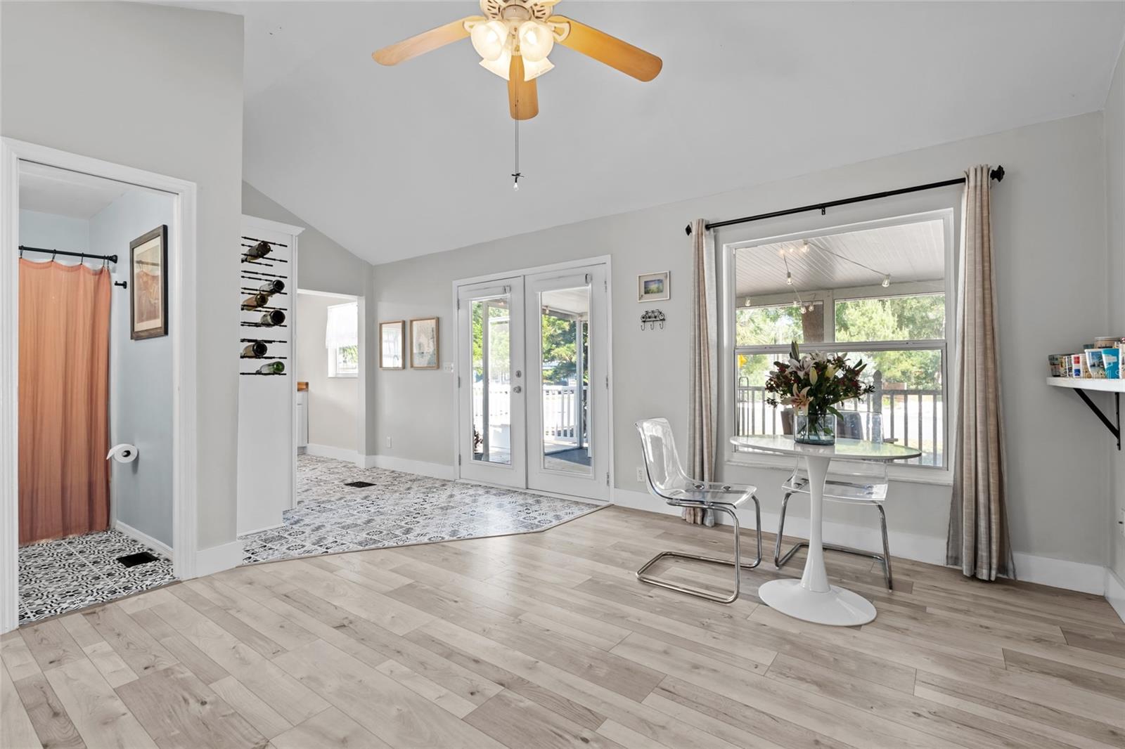 Image 9 of 27 For 7201 5th Avenue N