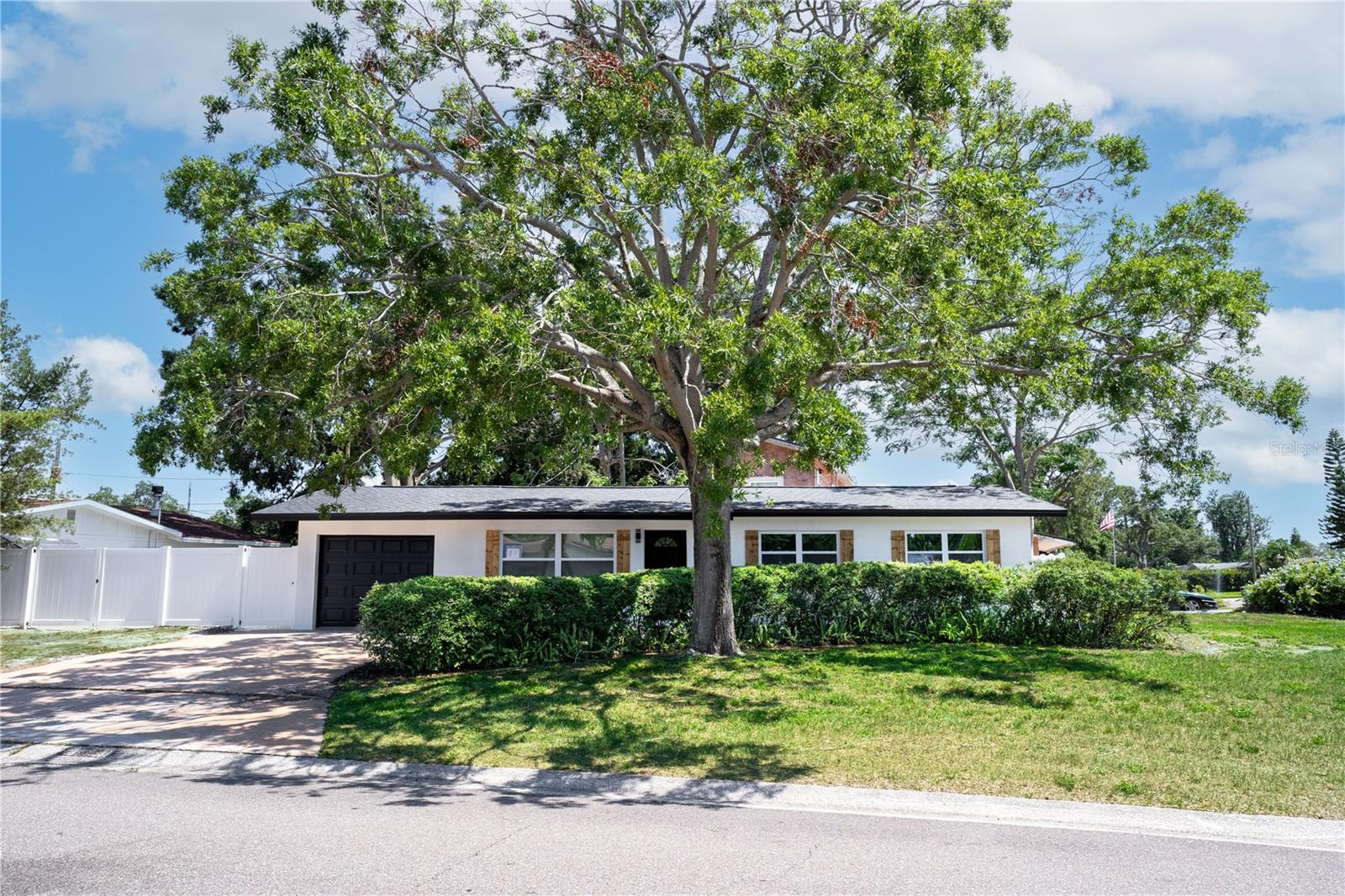 Image 2 of 37 For 5698 26th Avenue N