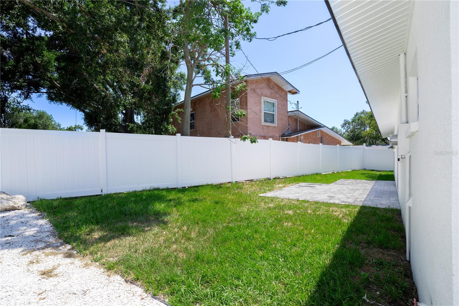 Image 29 of 37 For 5698 26th Avenue N