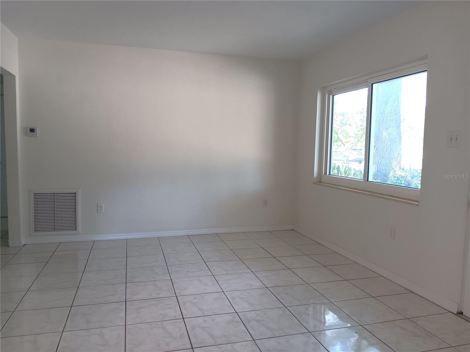 Image 4 of 26 For 7980 52nd Street N