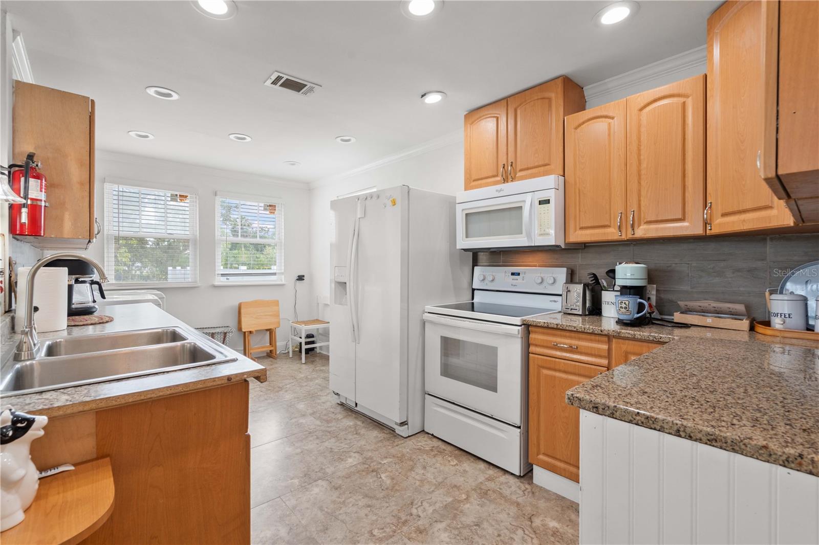 Image 13 of 44 For 2700 10th Street W