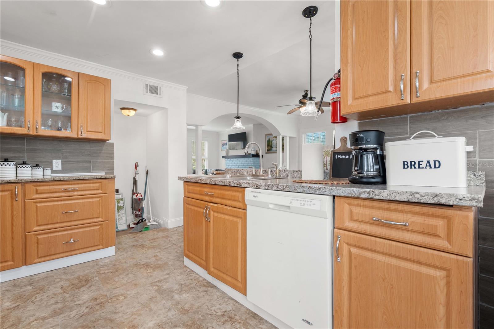 Image 9 of 44 For 2700 10th Street W