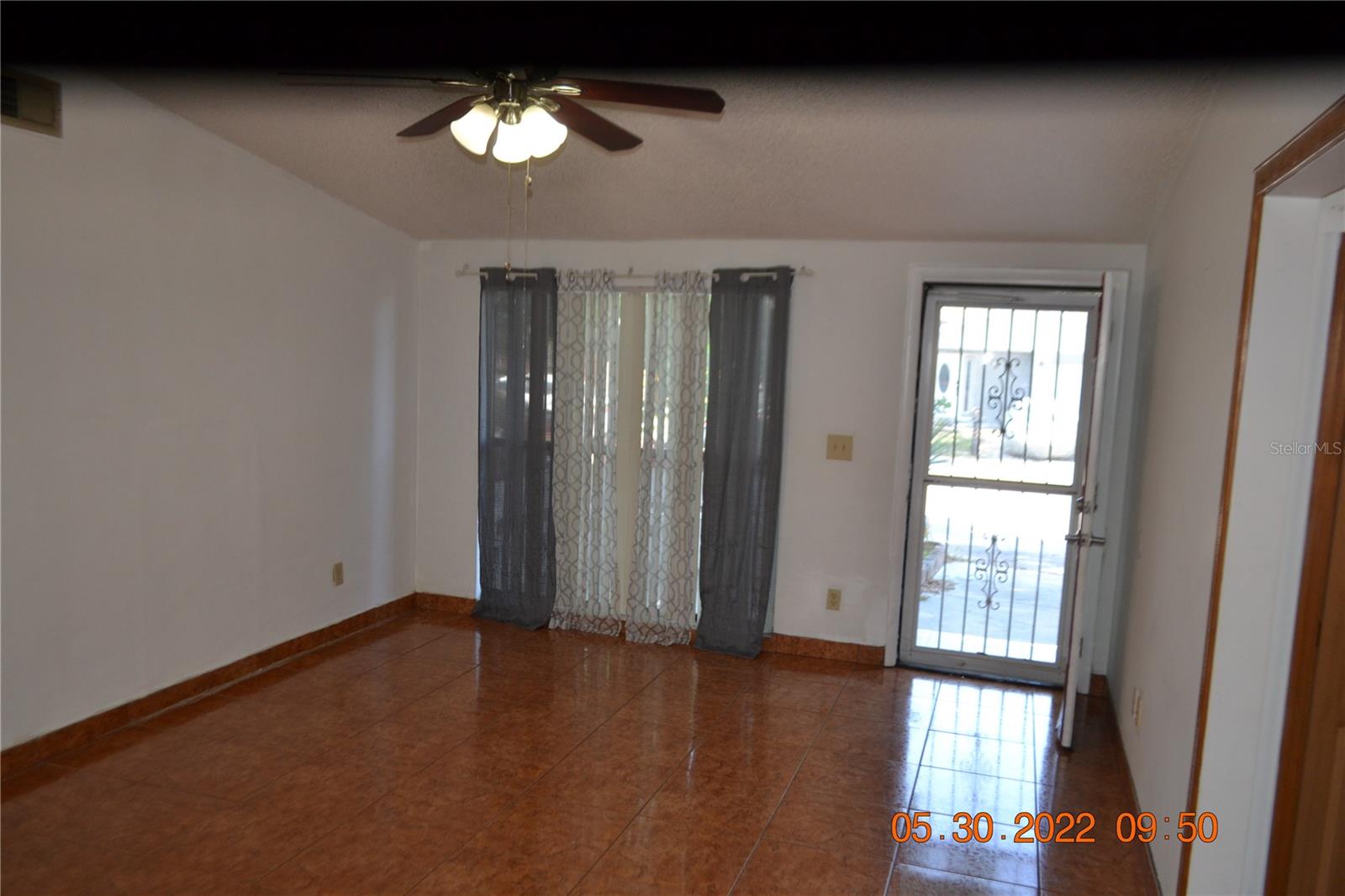Image 2 of 12 For 9203 Roundwood Court