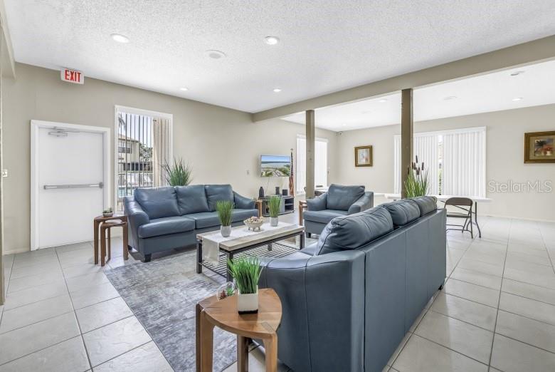 Image 26 of 37 For 9209 Seminole Boulevard 12