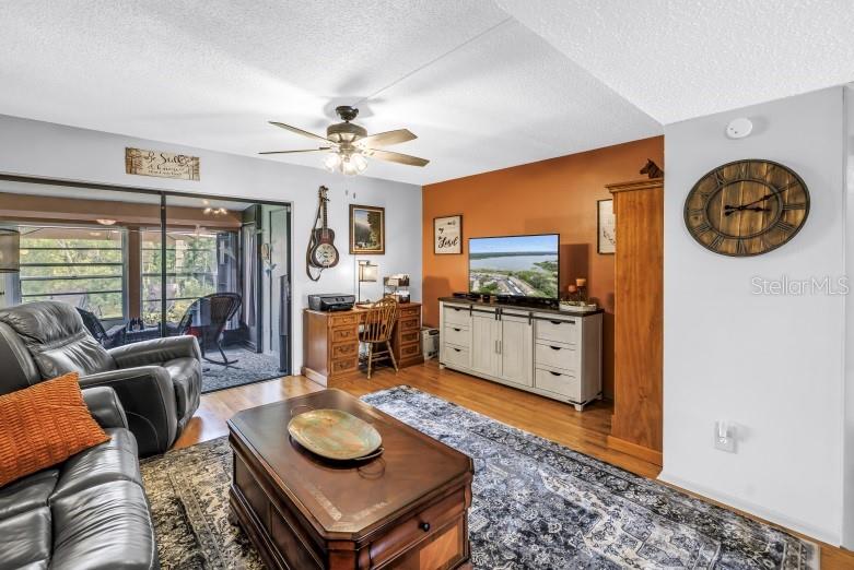Image 5 of 37 For 9209 Seminole Boulevard 12