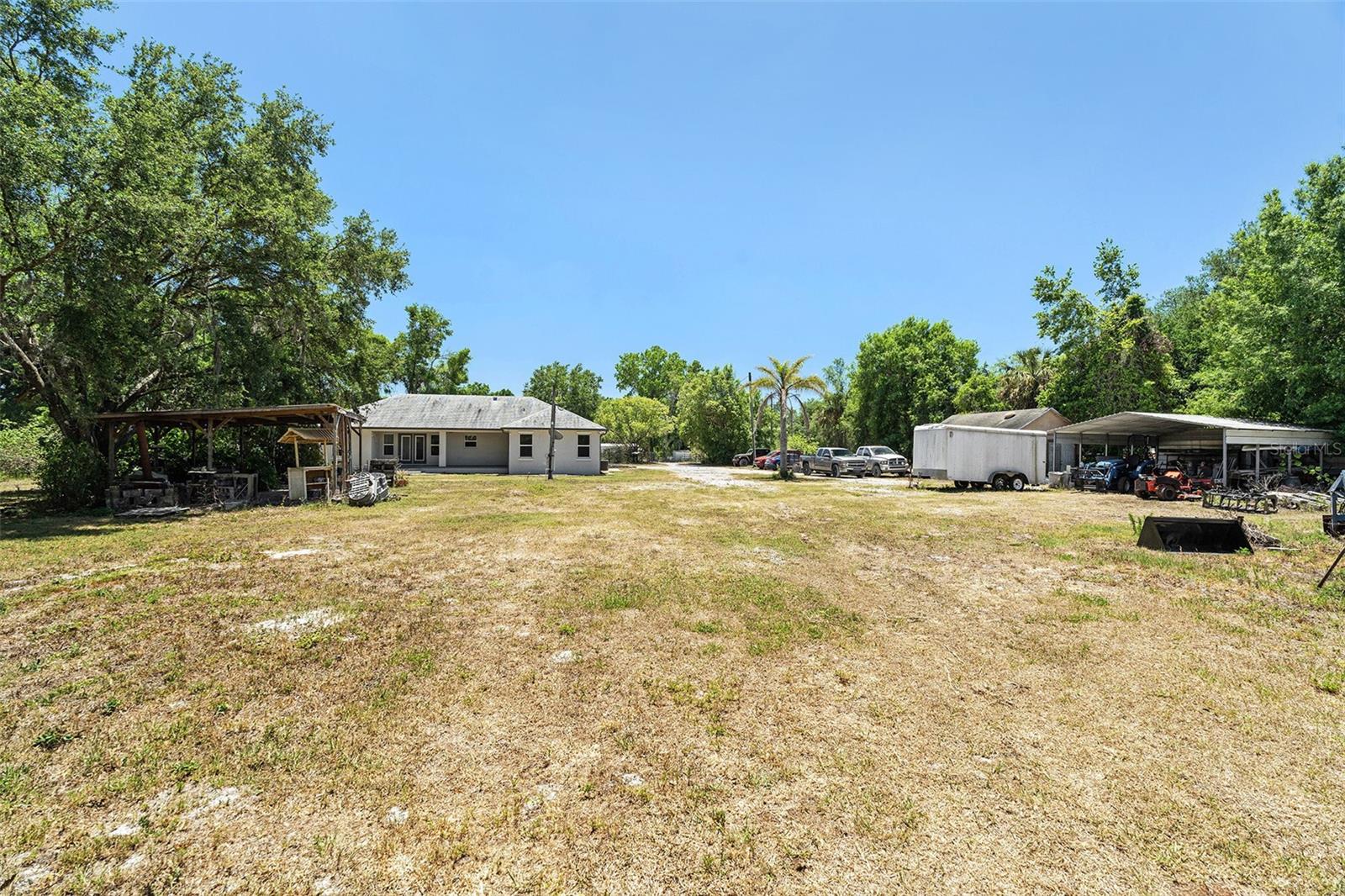 Image 36 of 44 For 40627 Jerry Road