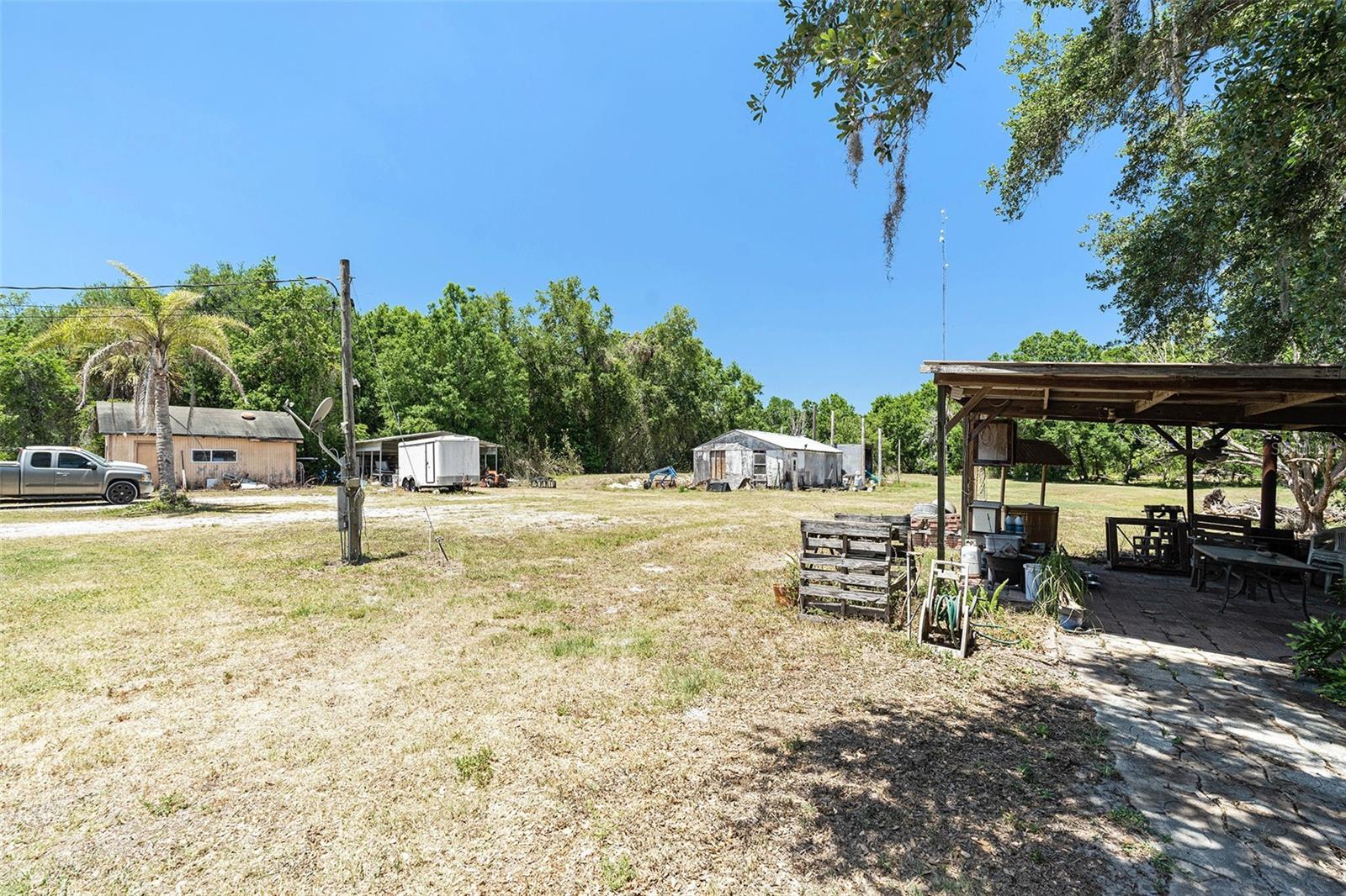 Image 39 of 44 For 40627 Jerry Road