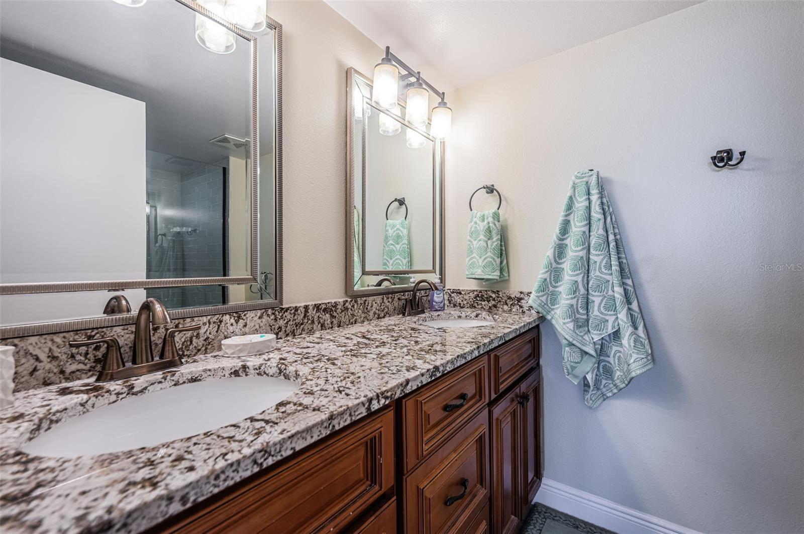 Image 20 of 26 For 6081 Bahia Del Mar Circle 456