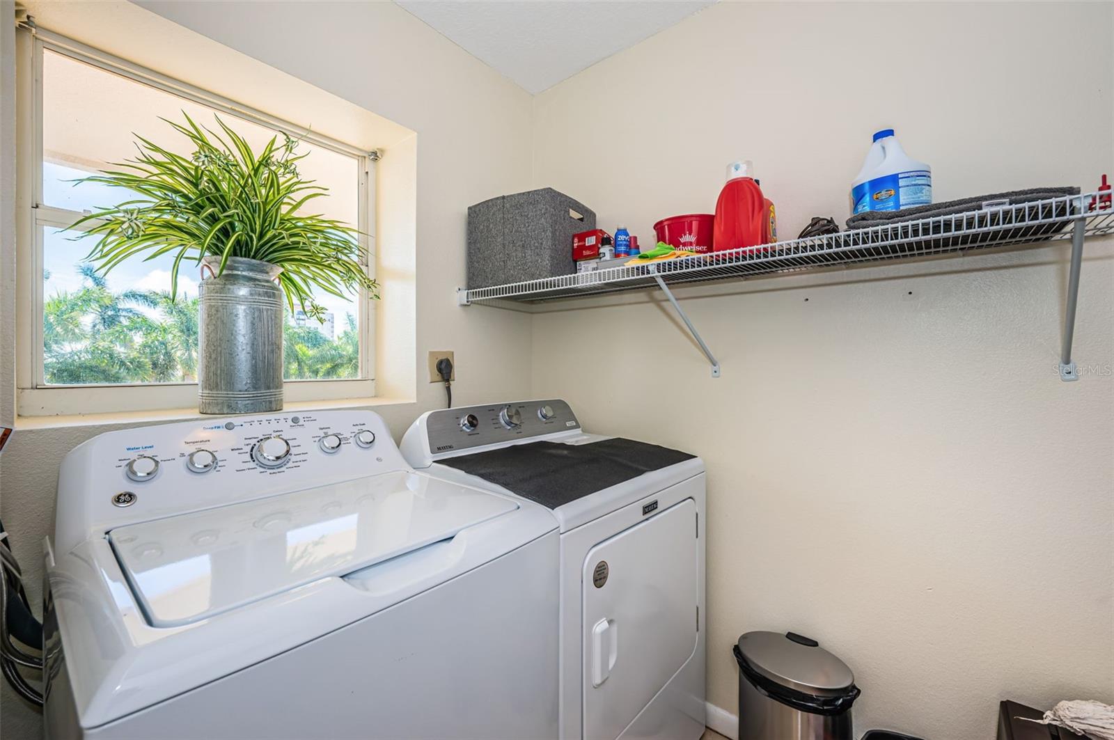 Image 21 of 26 For 6081 Bahia Del Mar Circle 456