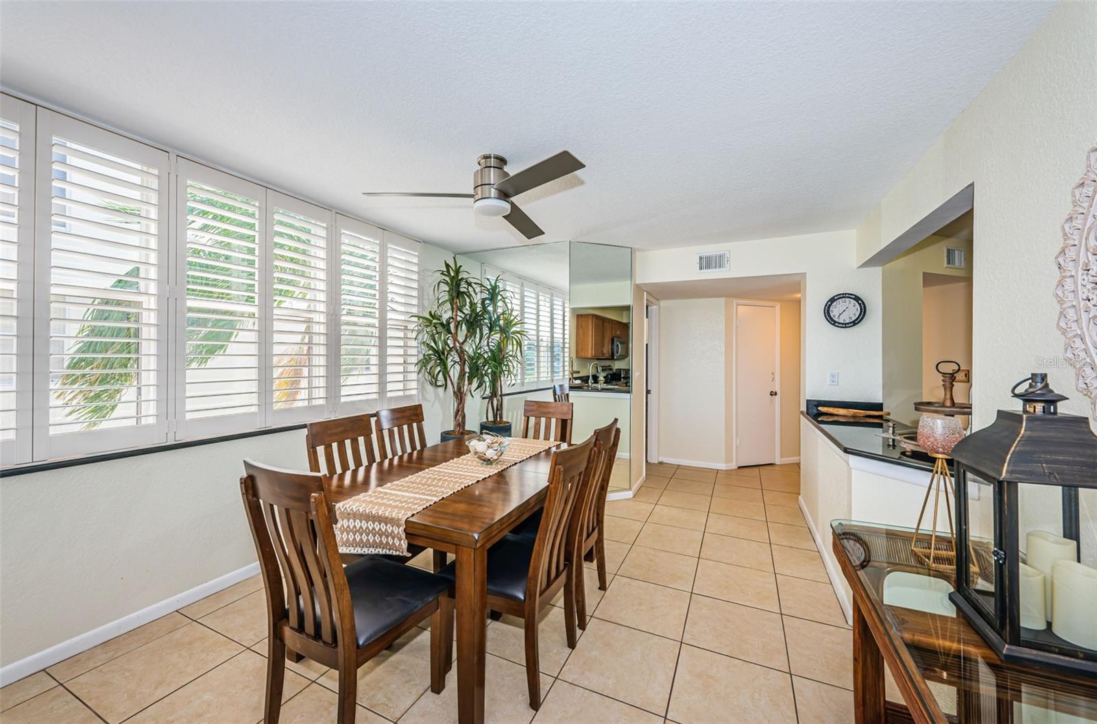 Image 7 of 26 For 6081 Bahia Del Mar Circle 456