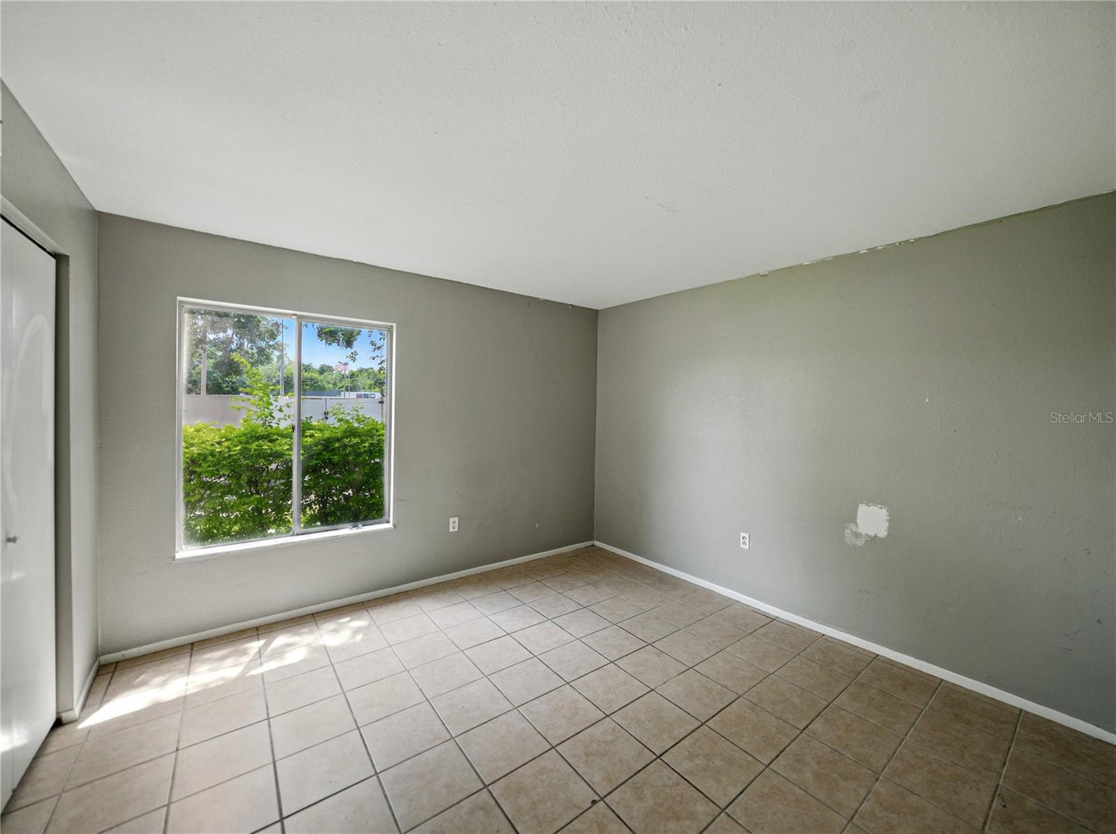 Image 20 of 32 For 8636 Tahoe Court 11