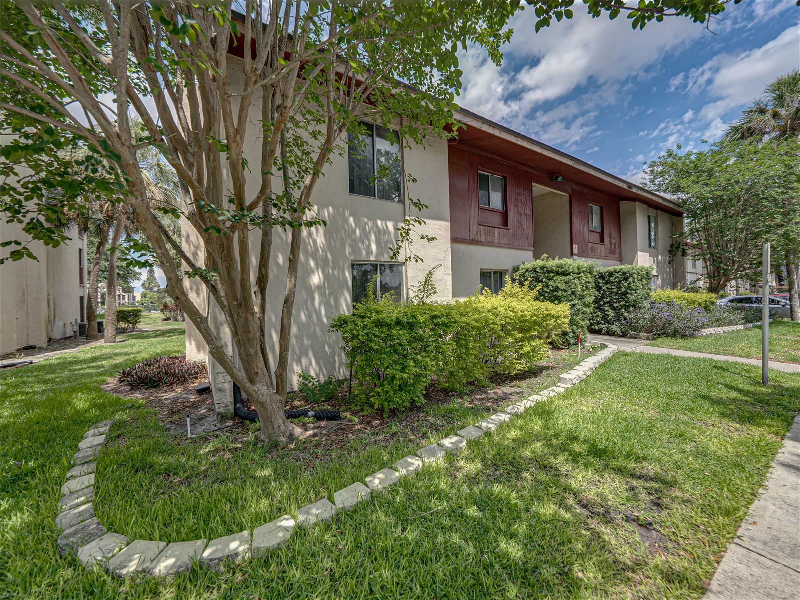 Image 3 of 32 For 8636 Tahoe Court 11