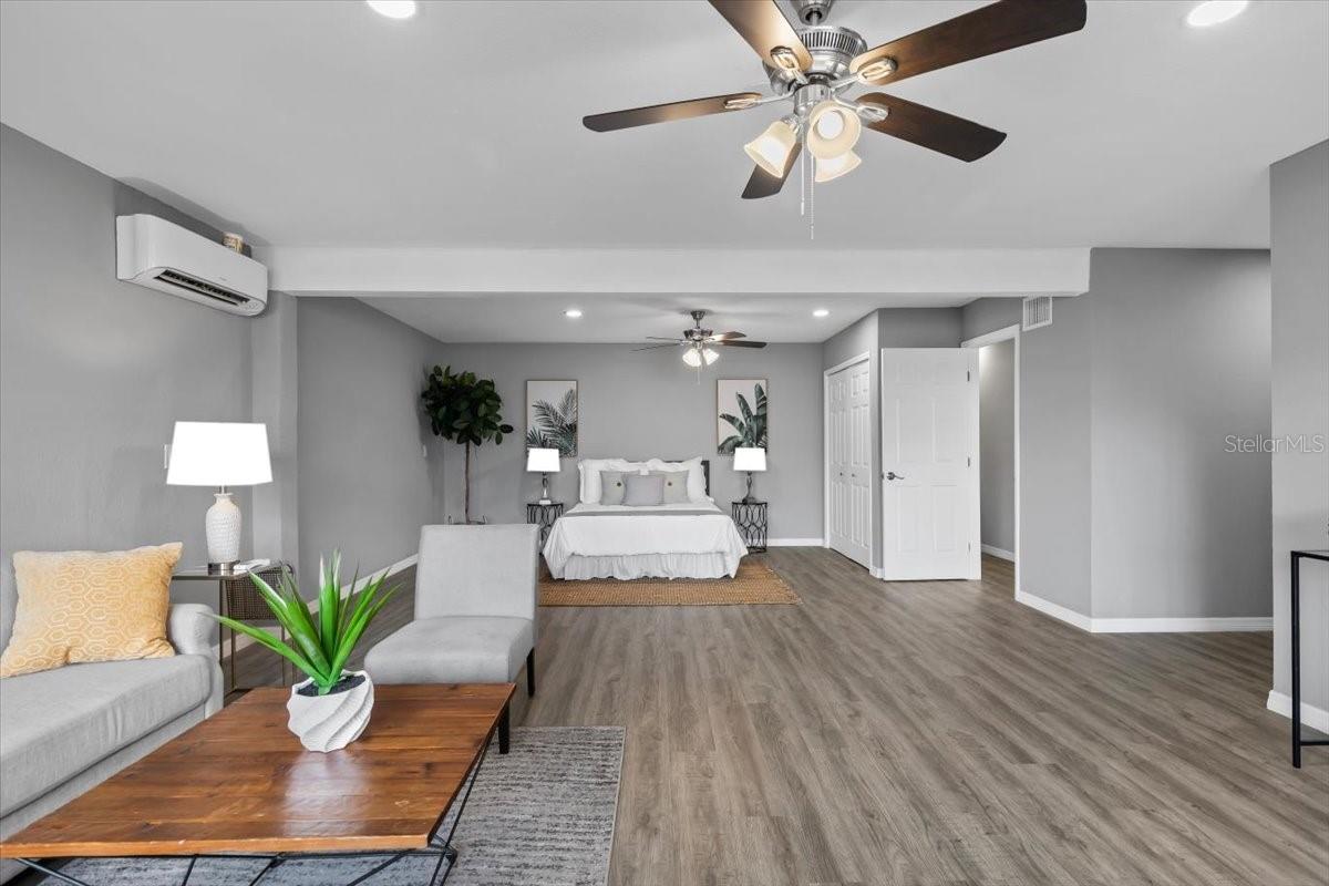 Image 11 of 75 For 824 35th Avenue Drive W