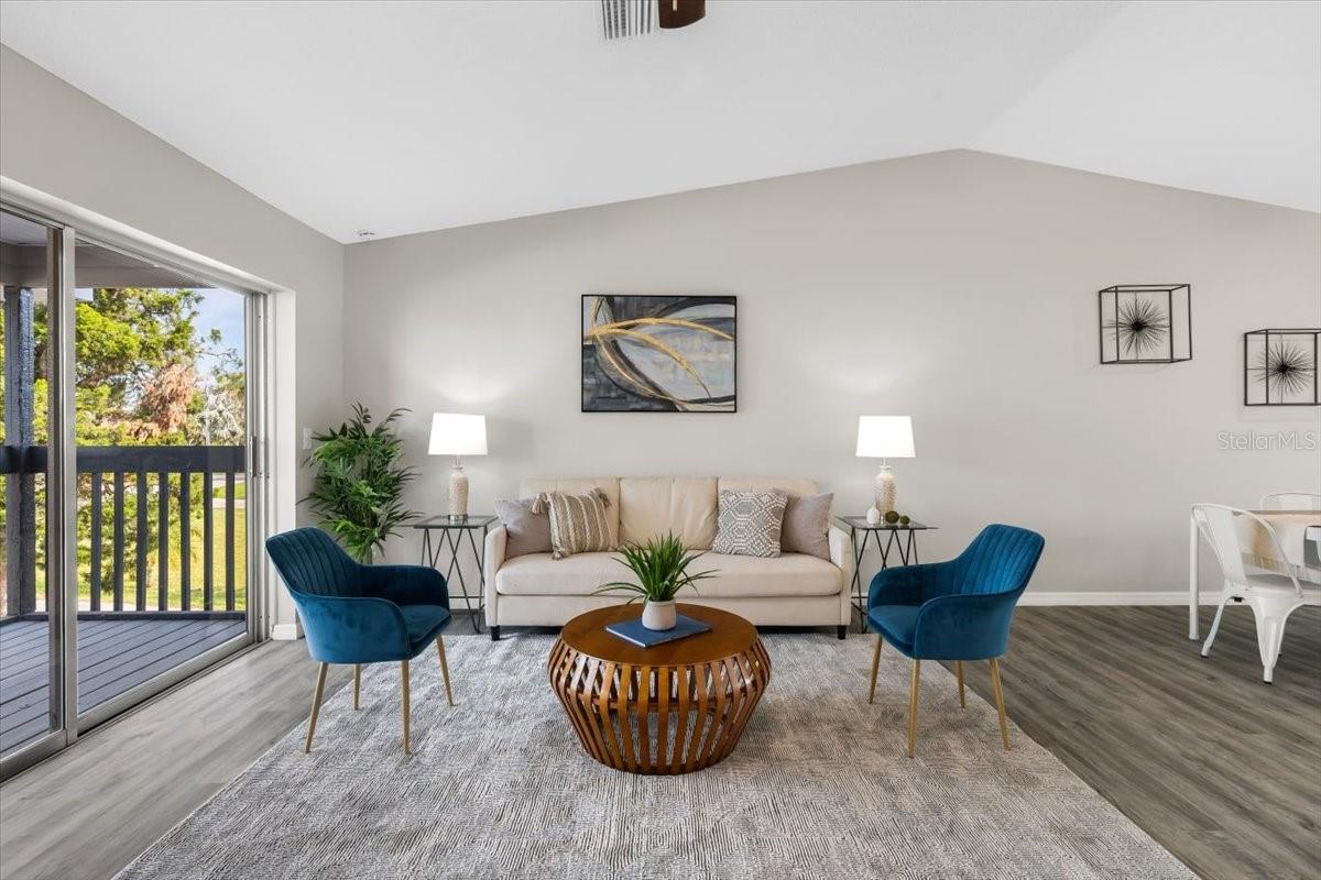 Image 22 of 75 For 824 35th Avenue Drive W