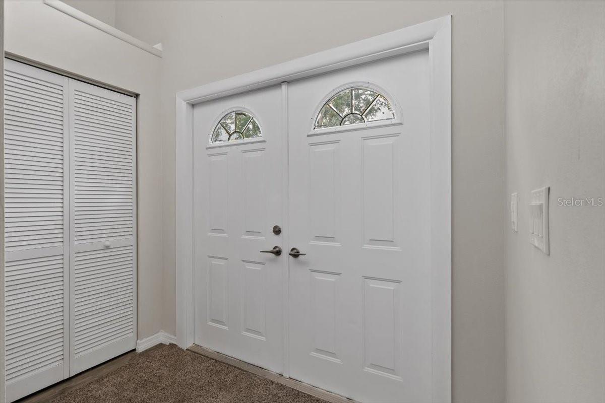 Image 4 of 75 For 824 35th Avenue Drive W
