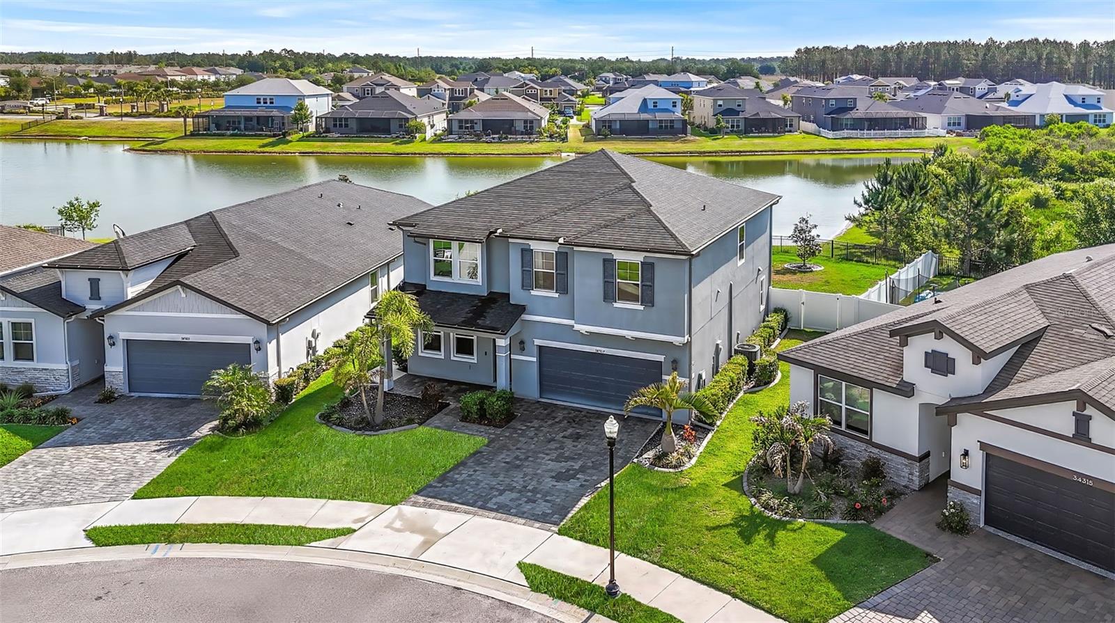 Listing photo id 0 for 34307 Radley Way
