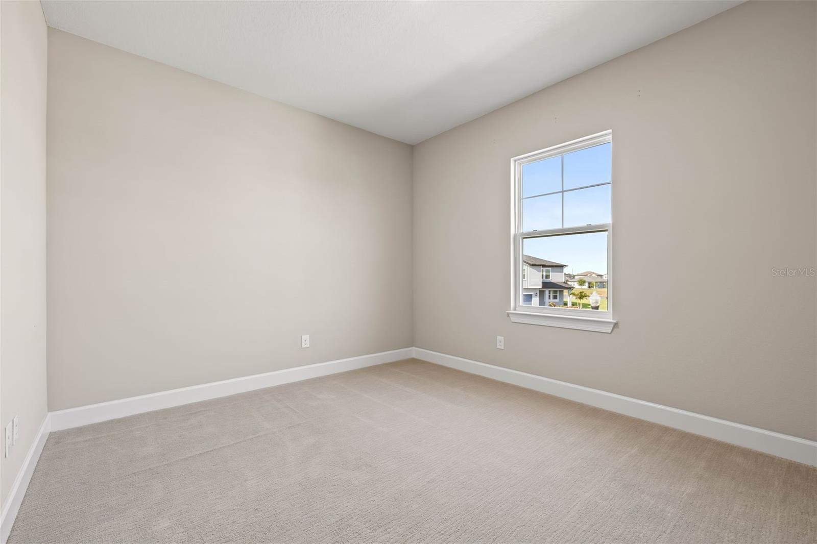 Listing photo id 18 for 34307 Radley Way
