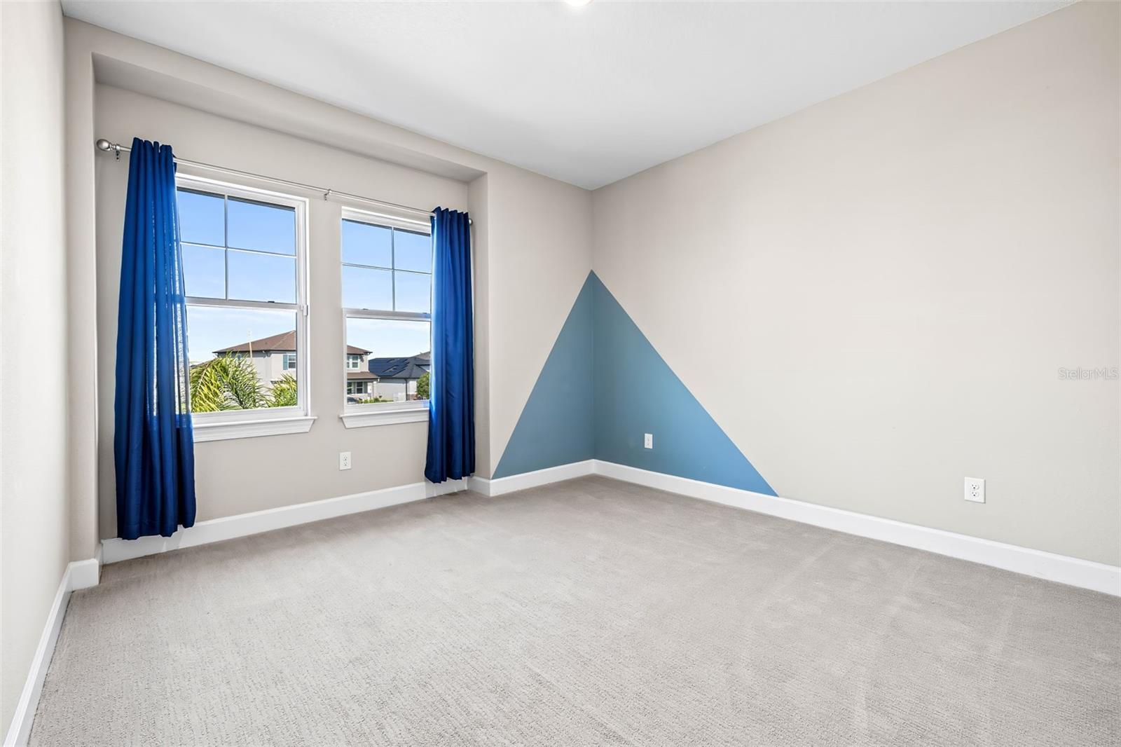 Listing photo id 20 for 34307 Radley Way