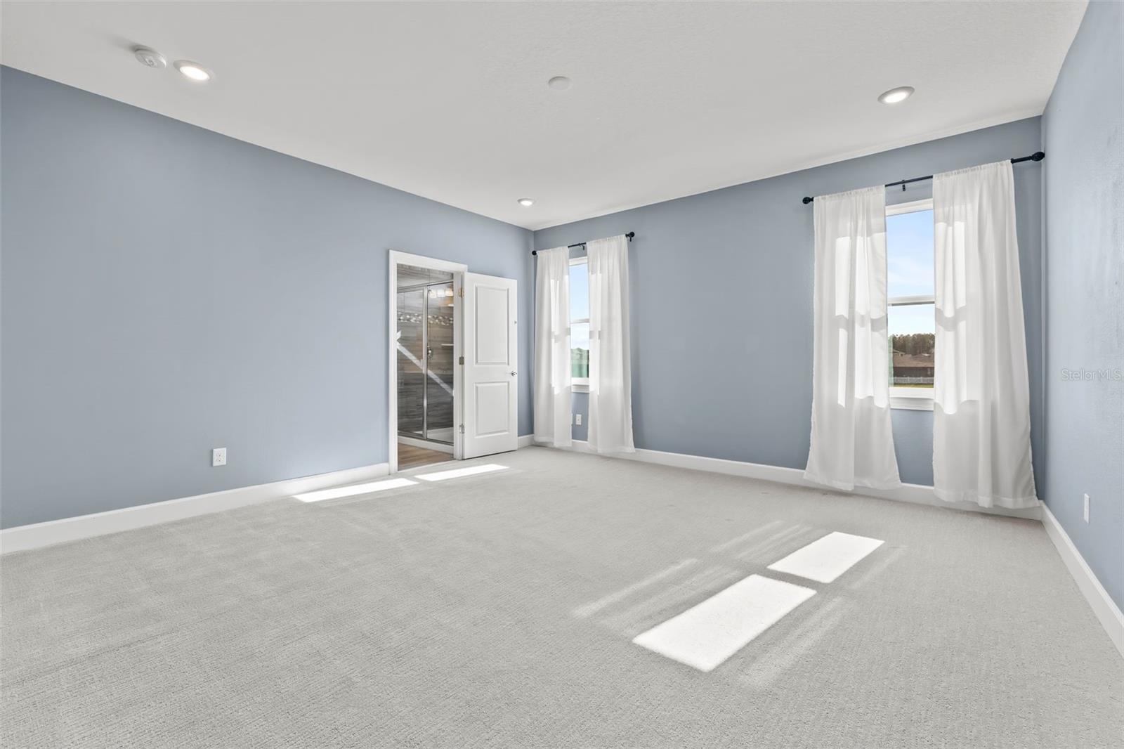 Listing photo id 23 for 34307 Radley Way