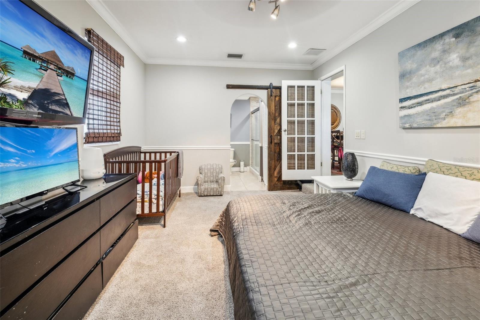 Image 16 of 39 For 5245 18th Street N