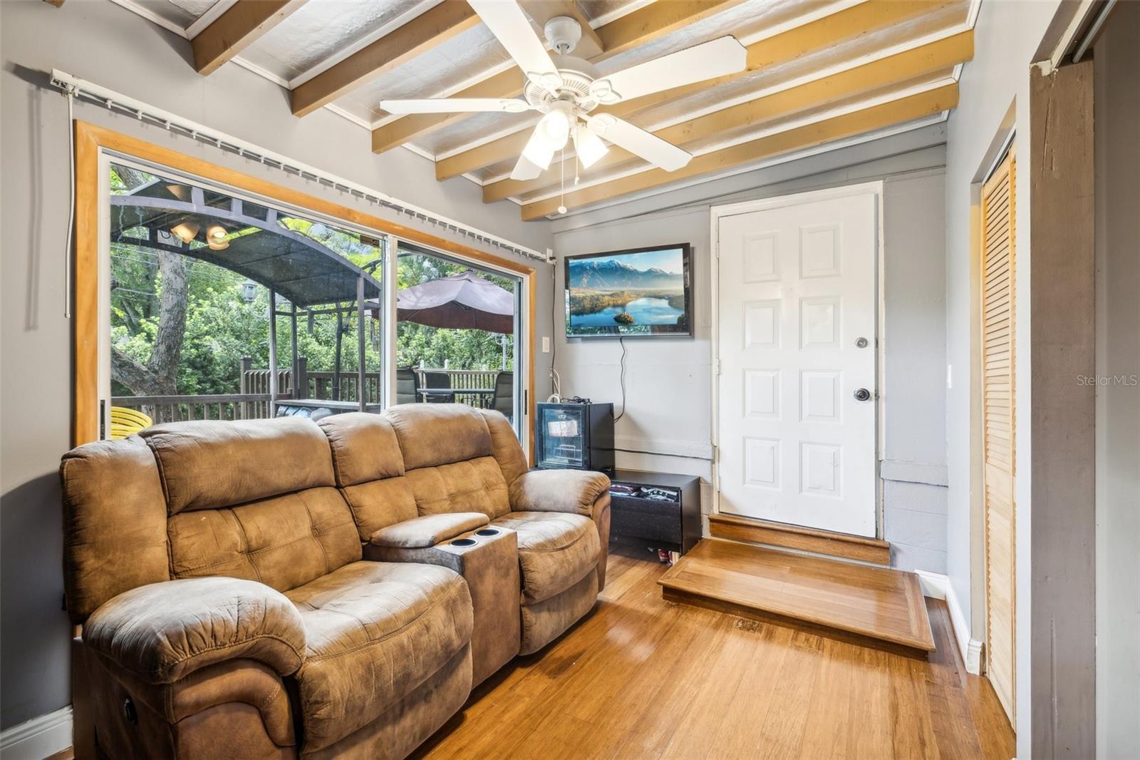 Image 22 of 39 For 5245 18th Street N