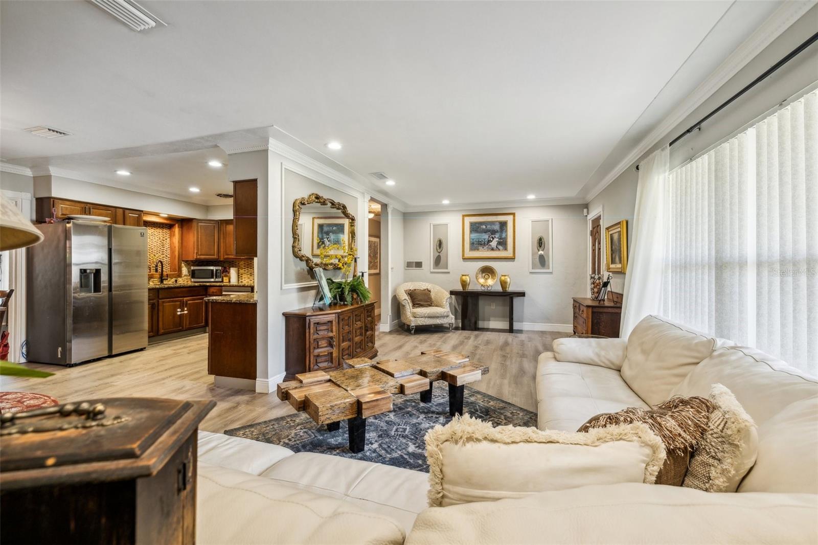Image 9 of 39 For 5245 18th Street N