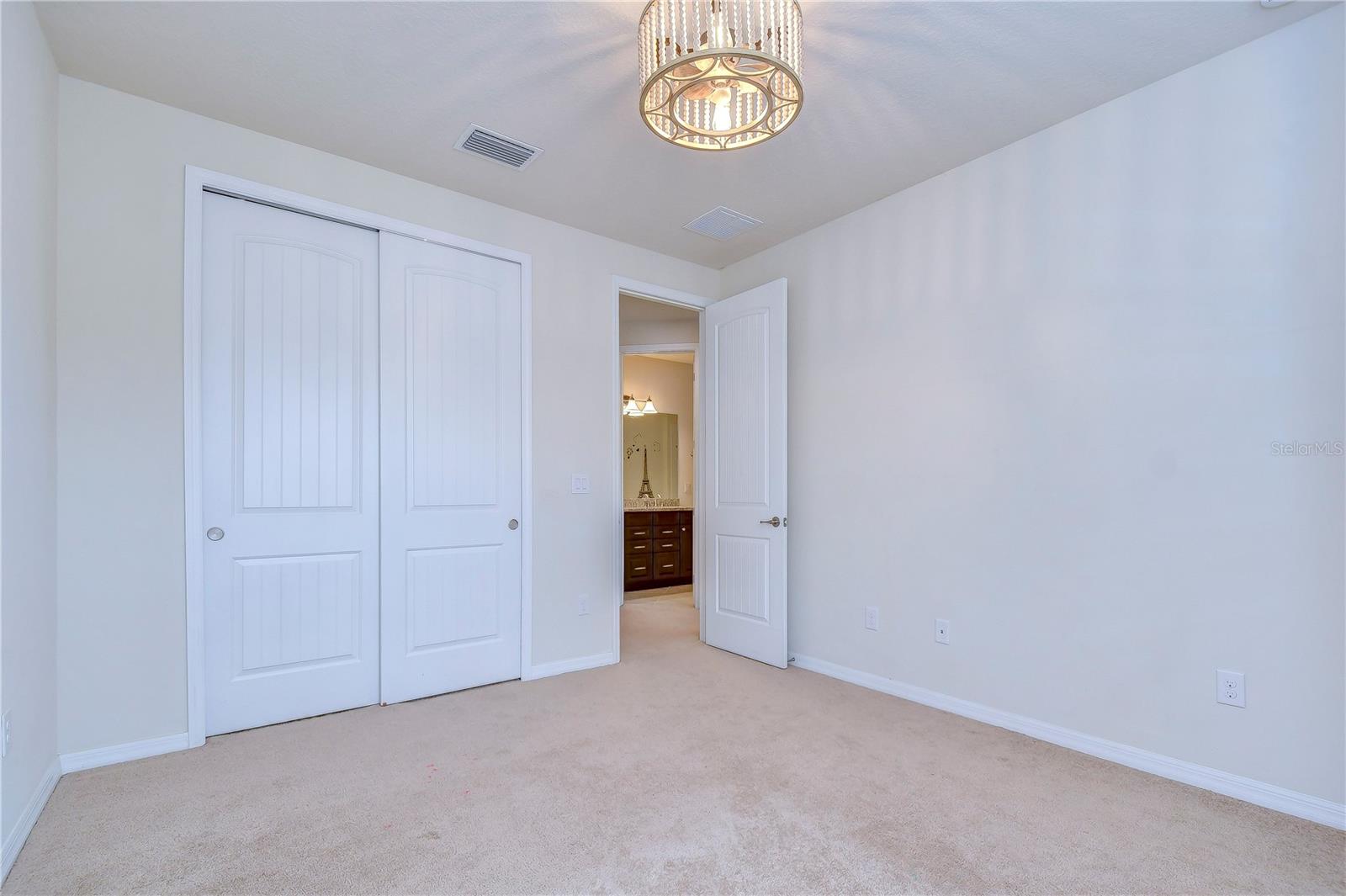 Image 19 of 35 For 5933 Caldera Ridge Drive