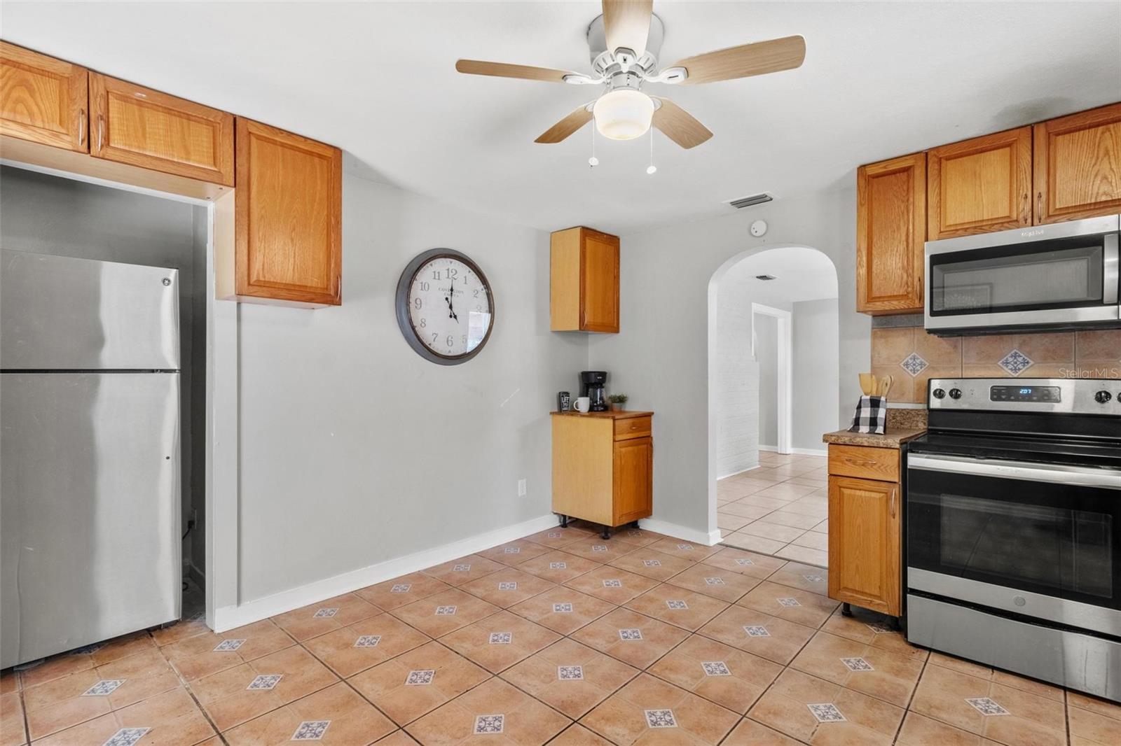 Image 13 of 23 For 5015 15th Avenue S