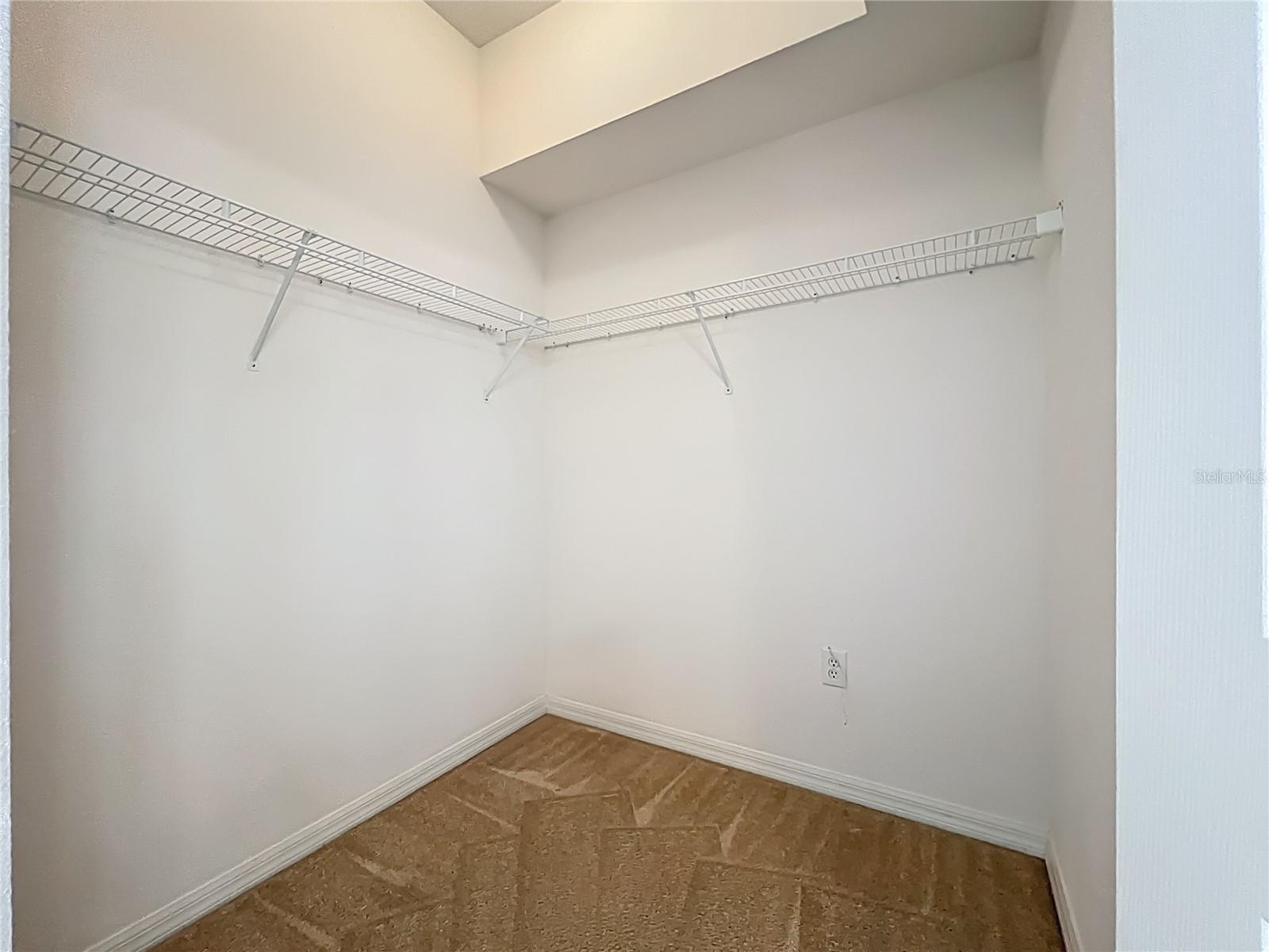 Image 16 of 25 For 11001 Hoffner Edge Drive