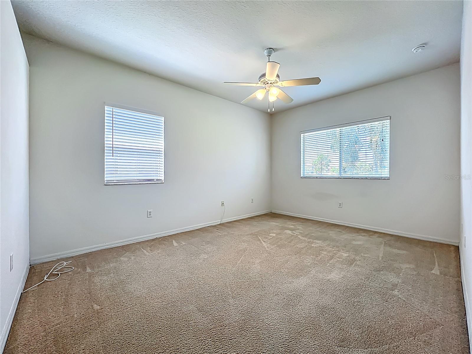 Image 19 of 25 For 11001 Hoffner Edge Drive