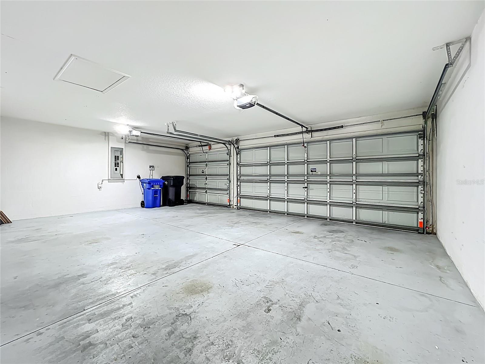 Image 22 of 25 For 11001 Hoffner Edge Drive